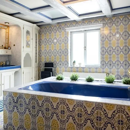 Feriehus Historische Fuer 12 Personen *