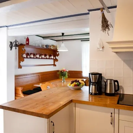 Historische Fuer 12 Personen Feriehus