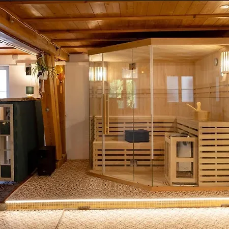 Historische Fuer 12 Personen *